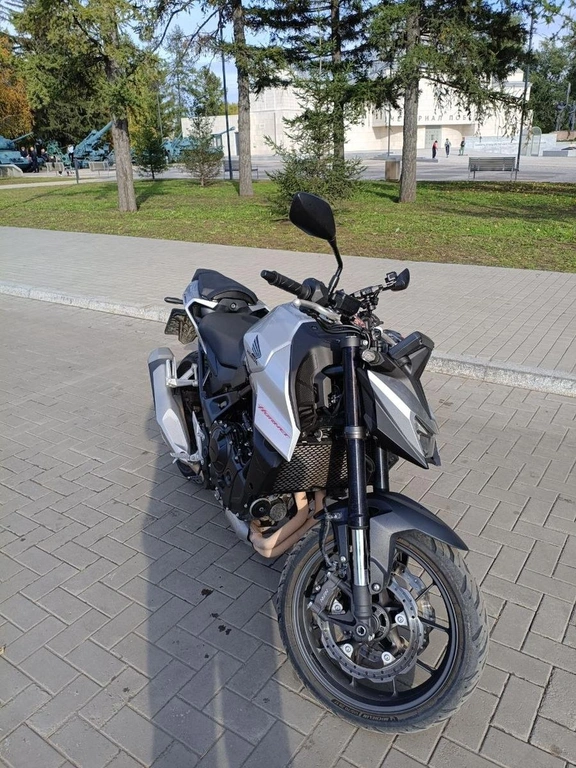 Honda CB 750 Hornet 2025 года, 850000 рублей, Красноярск