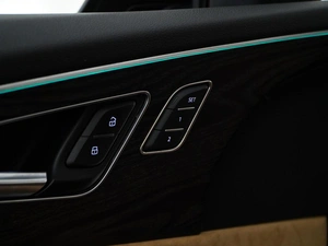 Внедорожник Audi Q8 2018 года, 6890999 рублей, Москва