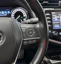 Седан Toyota Camry 2019 года, 2907000 рублей, Красноярск