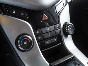 Седан Chevrolet Cruze 2011 года, 699000 рублей, Волгоград