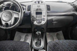 Хетчбэк Kia Soul 2010 года, 849000 рублей, Барнаул