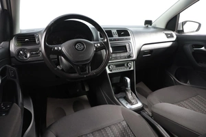 Седан Volkswagen Polo 2018 года, 1199000 рублей, Новосибирск