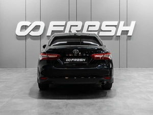 Седан Toyota Camry 2021 года, 2999000 рублей, Тюмень