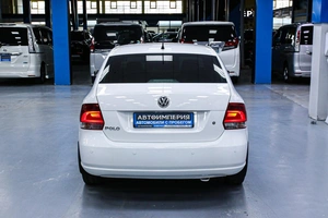 Седан Volkswagen Polo 2013 года, 818000 рублей, Солонцы