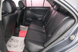 Седан Toyota Avensis 2005 года, 839000 рублей, Красноярск