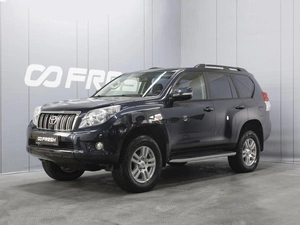 Внедорожник Toyota Land Cruiser Prado 2010 года, 2990000 рублей, Омск
