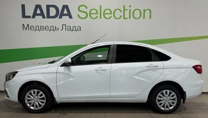Седан ВАЗ (LADA) Vesta 2021 года, 895000 рублей, Красноярск