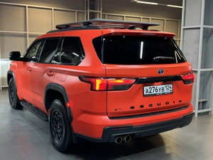 Внедорожник Toyota Sequoia 2023 года, 14497000 рублей, Красноярск