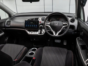 Минивэн Honda Stream 2009 года, 1270000 рублей, Краснодар