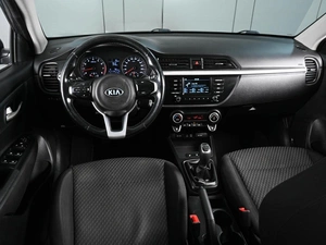 Седан Kia Rio 2017 года, 1219000 рублей, Аксай
