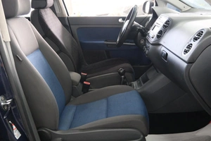 Хетчбэк Volkswagen Golf Plus 2008 года, 669000 рублей, Омск