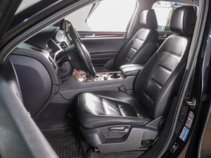 Внедорожник Volkswagen Touareg 2012 года, 1799000 рублей, Воронеж