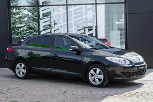 Седан Renault Fluence 2010 года, 539000 рублей, Ульяновск