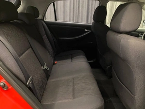 Хетчбэк Toyota Corolla 2003 года, 535000 рублей, Красноярск