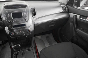 Внедорожник Kia Sorento 2013 года, 1559000 рублей, Барнаул