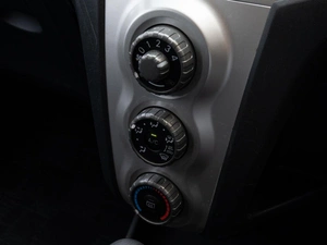 Хетчбэк Toyota Vitz 2005 года, 590000 рублей, Краснодар