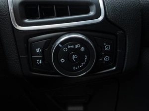 Хетчбэк Ford Focus 2011 года, 790000 рублей, Краснодар