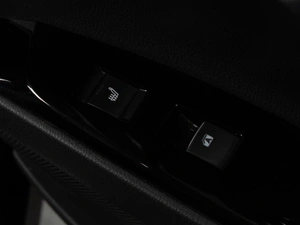 Седан Toyota Camry 2018 года, 2569000 рублей, Тюмень