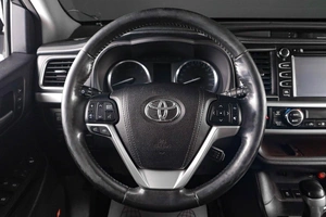 Внедорожник Toyota Highlander 2015 года, 3549000 рублей, Тюмень
