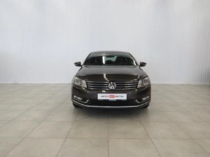 Седан Volkswagen Passat 2014 года, 1380000 рублей, Калуга