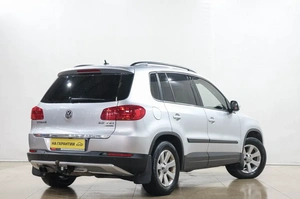 Внедорожник Volkswagen Tiguan 2012 года, 1539000 рублей, Новокузнецк