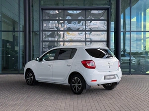 Хетчбэк Renault Sandero 2020 года, 1260000 рублей, Уфа