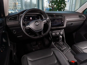 Внедорожник Volkswagen Tiguan 2019 года, 2969777 рублей, Тверь