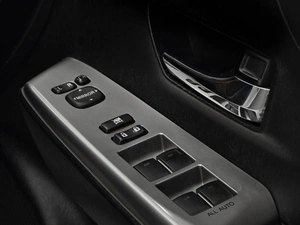 Универсал Toyota Prius Alpha 2015 года, 1300000 рублей, Красноярск