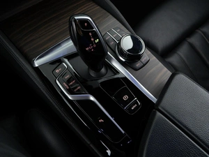 Седан BMW 5 серия 2021 года, 5099444 рублей, Москва