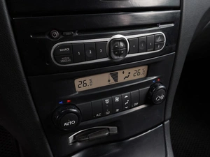 Лифтбек Renault Laguna 2006 года, 399000 рублей, Воронеж