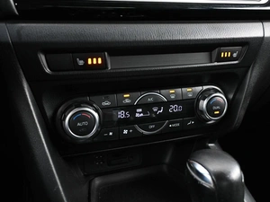 Седан Mazda 3 2013 года, 1024000 рублей, Кирилловка