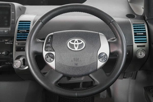 Лифтбек Toyota Prius 2010 года, 649000 рублей, Кемерово