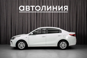 Седан Kia Rio 2020 года, 1015000 рублей, Красноярск