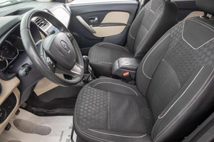 Седан Renault Logan 2014 года, 599000 рублей, Барнаул