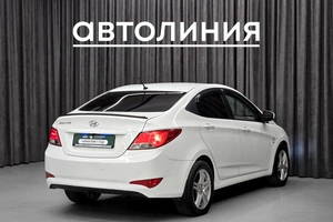 Седан Hyundai Solaris 2016 года, 899000 рублей, Красноярск