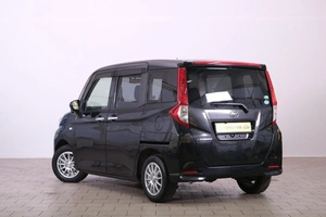 Минивэн Toyota Roomy 2019 года, 1099000 рублей, Омск