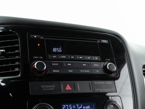 Внедорожник Mitsubishi Outlander 2016 года, 1879050 рублей, Москва