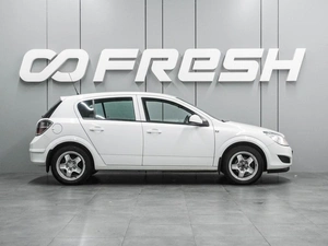 Хетчбэк Opel Astra 2011 года, 634000 рублей, Воронеж