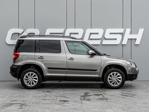 Внедорожник Skoda Yeti 2012 года, 1020000 рублей, Краснодар