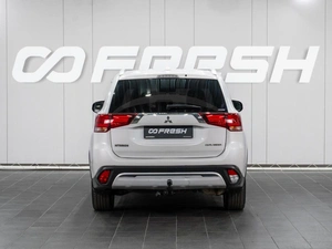 Внедорожник Mitsubishi Outlander 2019 года, 1499000 рублей, Сургут