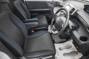 Минивэн Honda Freed 2012 года, 989000 рублей, Барнаул