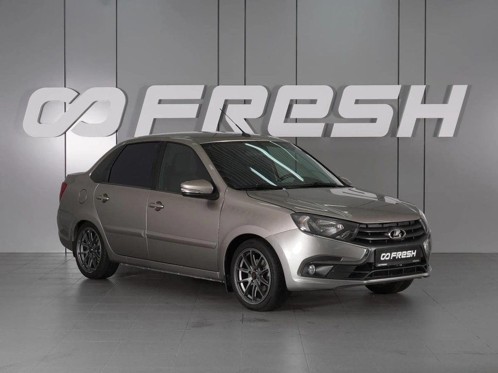 Седан ВАЗ (LADA) Granta 2019 года, 919000 рублей, Красный Пахарь