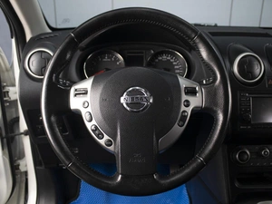 Внедорожник Nissan Qashqai 2012 года, 1140000 рублей, Омск