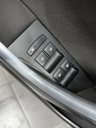 Седан Opel Astra 2013 года, 647000 рублей, Красноярск