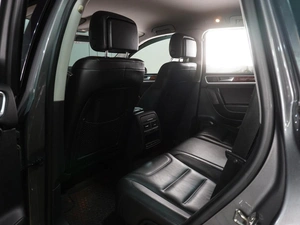 Внедорожник Volkswagen Touareg 2013 года, 2749000 рублей, Воронеж