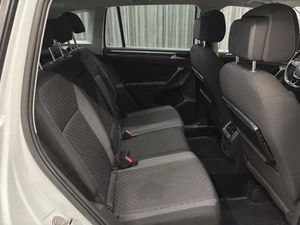 Внедорожник Volkswagen Tiguan 2016 года, 2149000 рублей, Красноярск