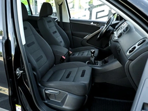 Внедорожник Volkswagen Tiguan 2008 года, 1100000 рублей, Волгоград