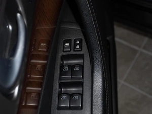 Внедорожник Infiniti QX70 2013 года, 2949000 рублей, Санкт-Петербург