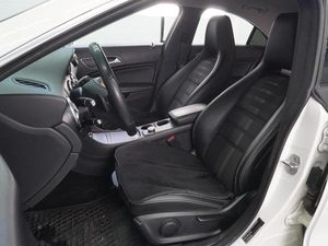 Седан Mercedes-benz CLA-класс 2016 года, 2364000 рублей, Воронеж