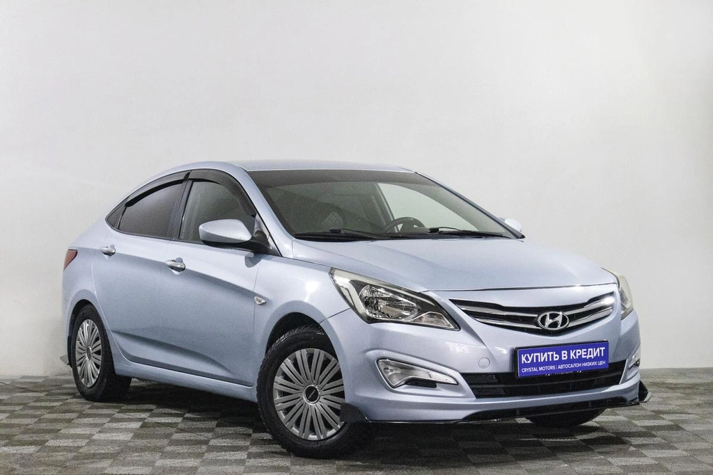 Седан Hyundai Solaris 2012 года, 899000 рублей, Сургут